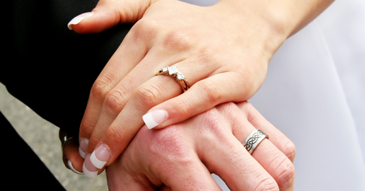 How to Wear Engagement Ring and Wedding Band