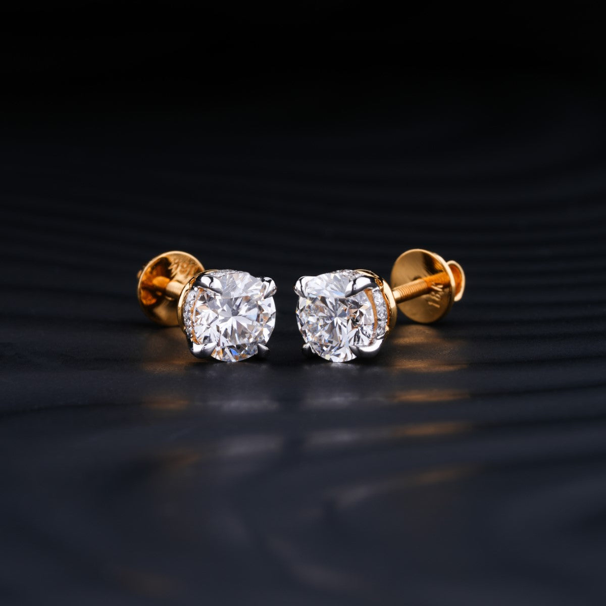 2.0 TCW Round Cut Moissanite Stud Earrings in Gold 2