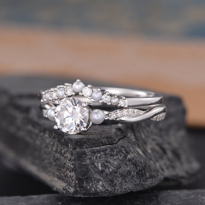 0.50 CT Round Twisted Pave Moissanite Bridal Ring Set 5