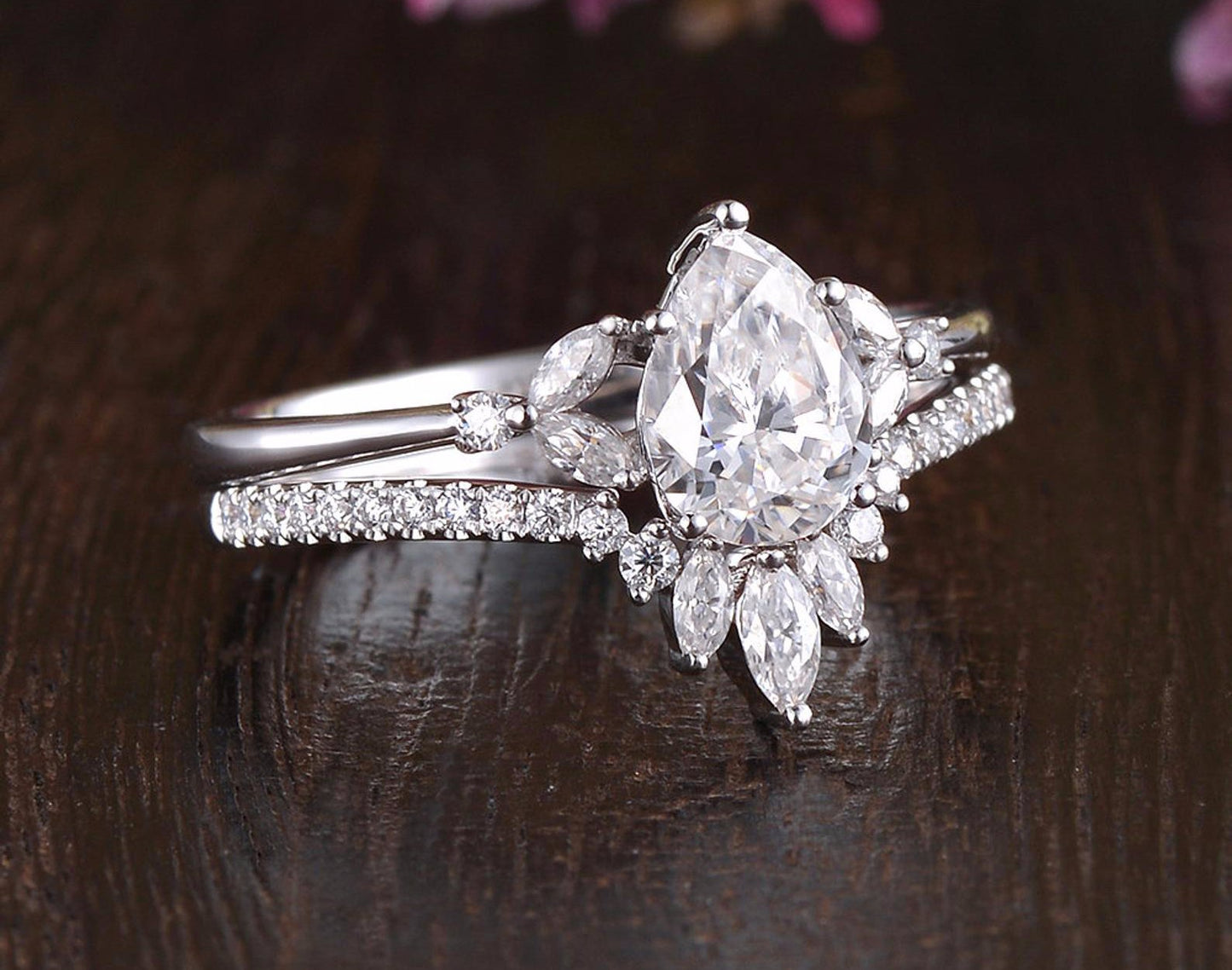 0.75 CT Pear Cluster Moissanite Bridal Ring Set 4